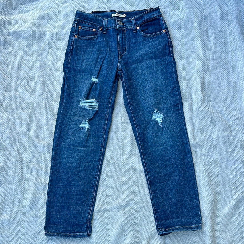 Levi’s boyfriend jeans